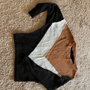 Cute winter sweater / light fabric